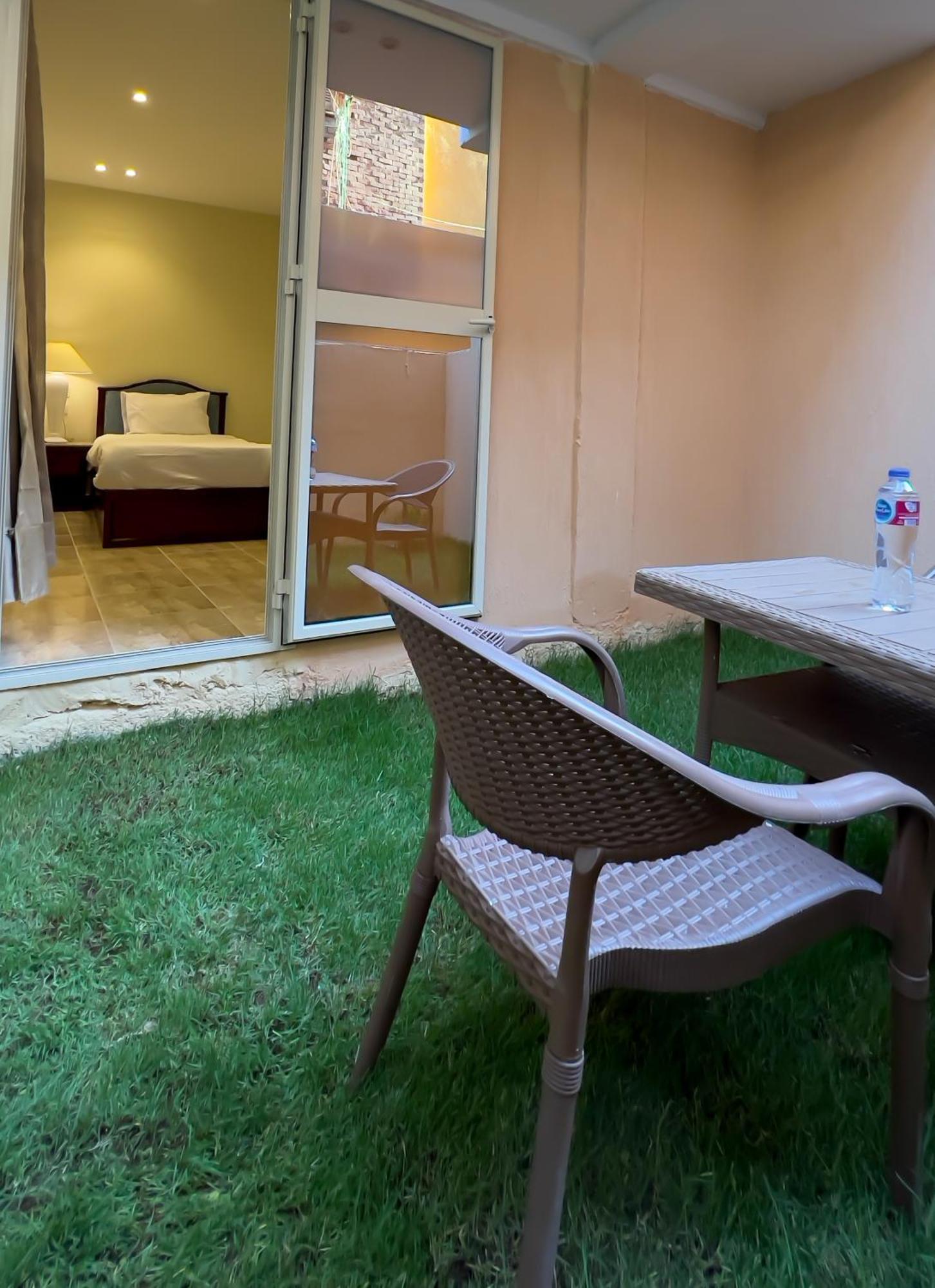 Pyramids Glory Inn Kafrat al Jabal Luaran gambar