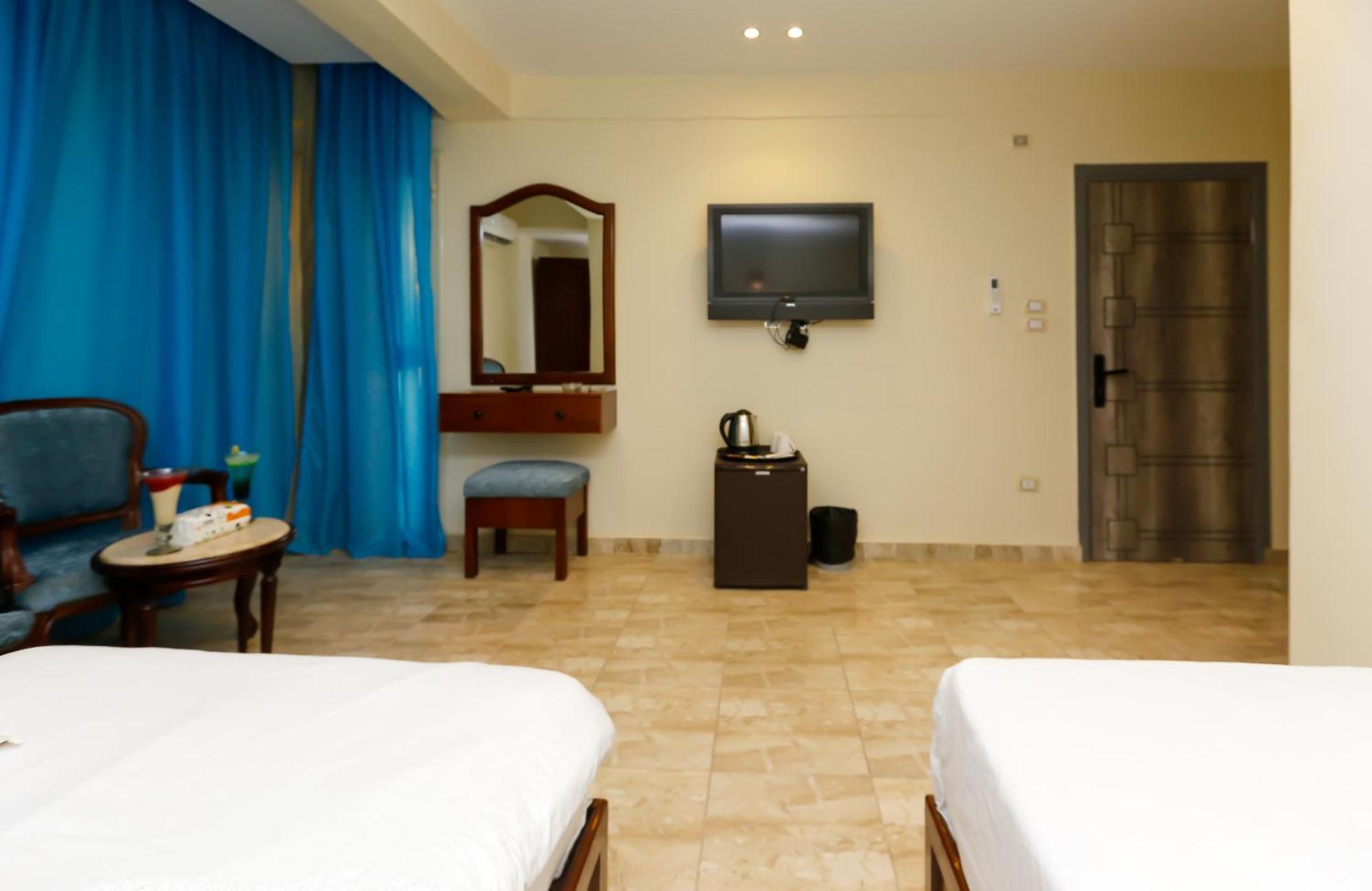 Pyramids Glory Inn Kafrat al Jabal Luaran gambar