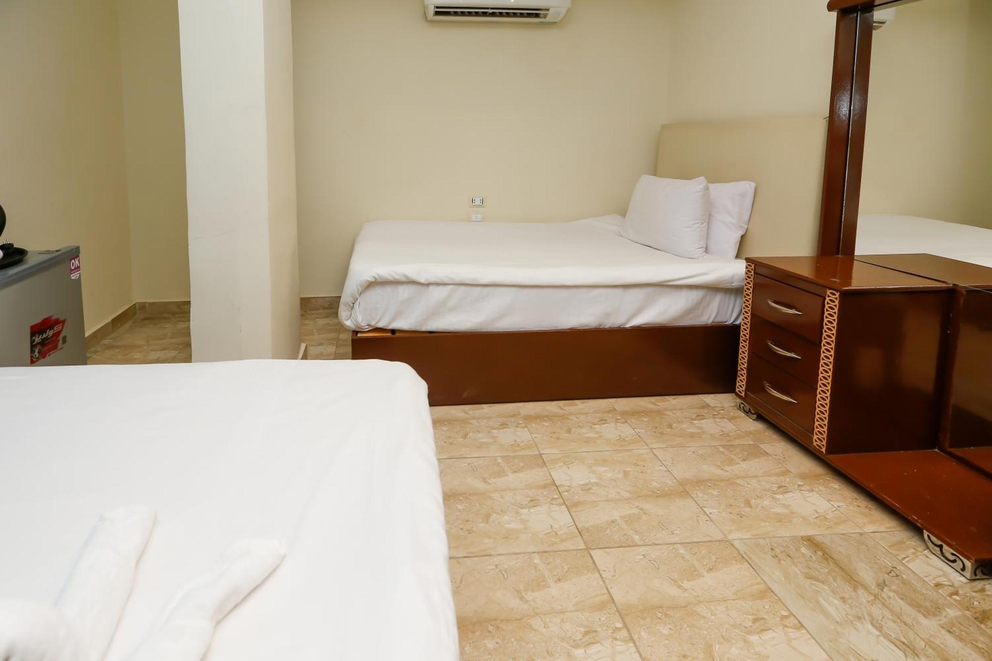 Pyramids Glory Inn Kafrat al Jabal Luaran gambar