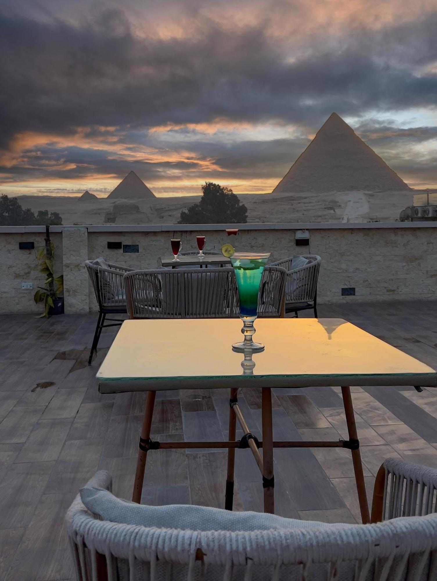 Pyramids Glory Inn Kafrat al Jabal Luaran gambar